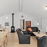 Baeverstien Dnmk Iv Holiday home *
