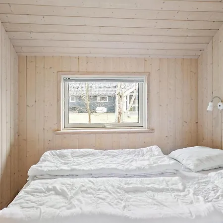 Holiday home Lovely In Vaeggerlose With Sauna