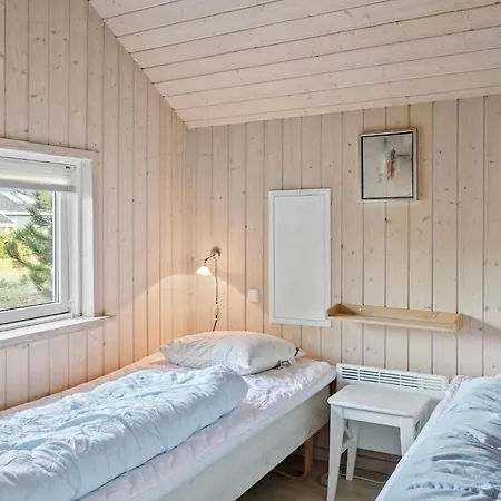 Amazing In Vaeggerlose With Wifi Holiday home